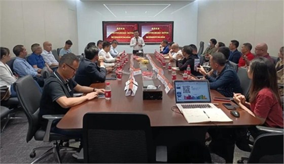 ▲凯悦装饰参加单仁资讯活动